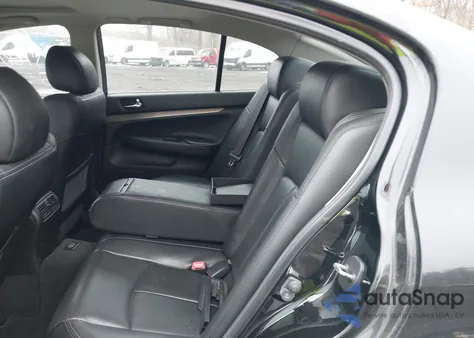 2013 Infiniti G37X z USA, uszkodzony, nr VIN JN1CV6AR6DM750843